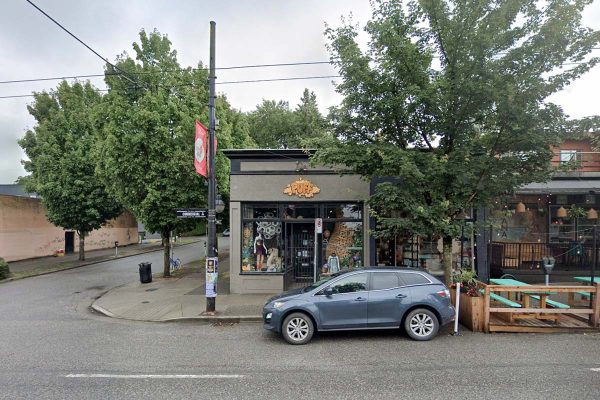 1204 Commercial Drive