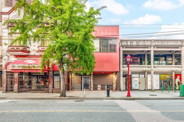 72 E Pender Street