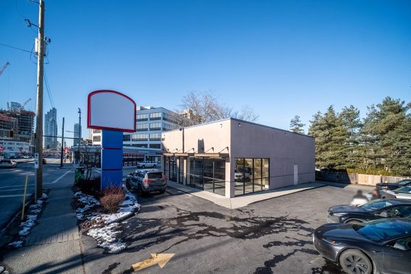 5057 Kingsway