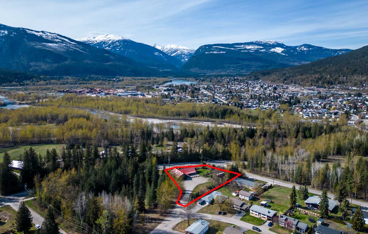 1502 Mountain View Drive, Revelstoke